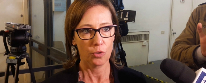 Copertina di Processo Cucchi, la sorella Ilaria: “Lettera del generale Nistri? Mi scalda il cuore, finalmente non siamo più soli”