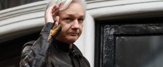 Copertina di Julian Assange, il presidente ecuadoriano Moreno. “Ha tentato di creare un centro di spionaggio dentro l’ambasciata”
