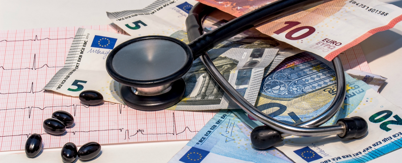 Campania, l’evasione fiscale fa perdere dignità al lavoro. E ci avvelena tutti