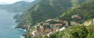Liguria, la Regione cancella 540 ettari di parco e 42 aree protette: ‘Così si ripopola entroterra’. M5s: ‘Favore agli speculatori’