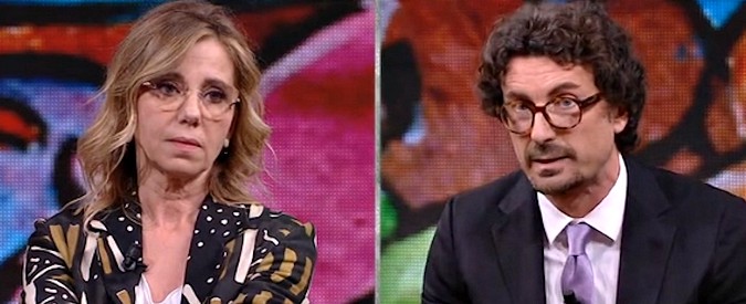 Copertina di Marino, Toninelli discute con De Gregorio: “Scuse? Devo leggere la sentenza”. “Ma Cassazione conferma solo giudizio”