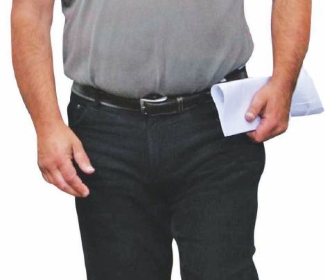 Adesso la Lega vuole prendersi Riace Mimmo Lucano si candida consigliere Adesso la Lega vuole prendersi Riace Mimmo Lucano si candida consigliere