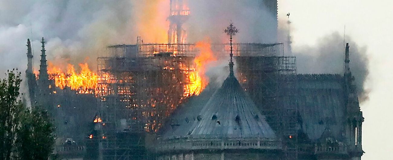 Notre-Dame, ecco perché non sono stati usati i Canadair per spegnere le fiamme