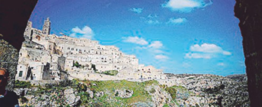 - I “Sassi” di Matera - LaPresse Un’enorme “ragnatela d’acciaio” nel cuore del Parco della Murgia: associazioni contro l’opera d’arte