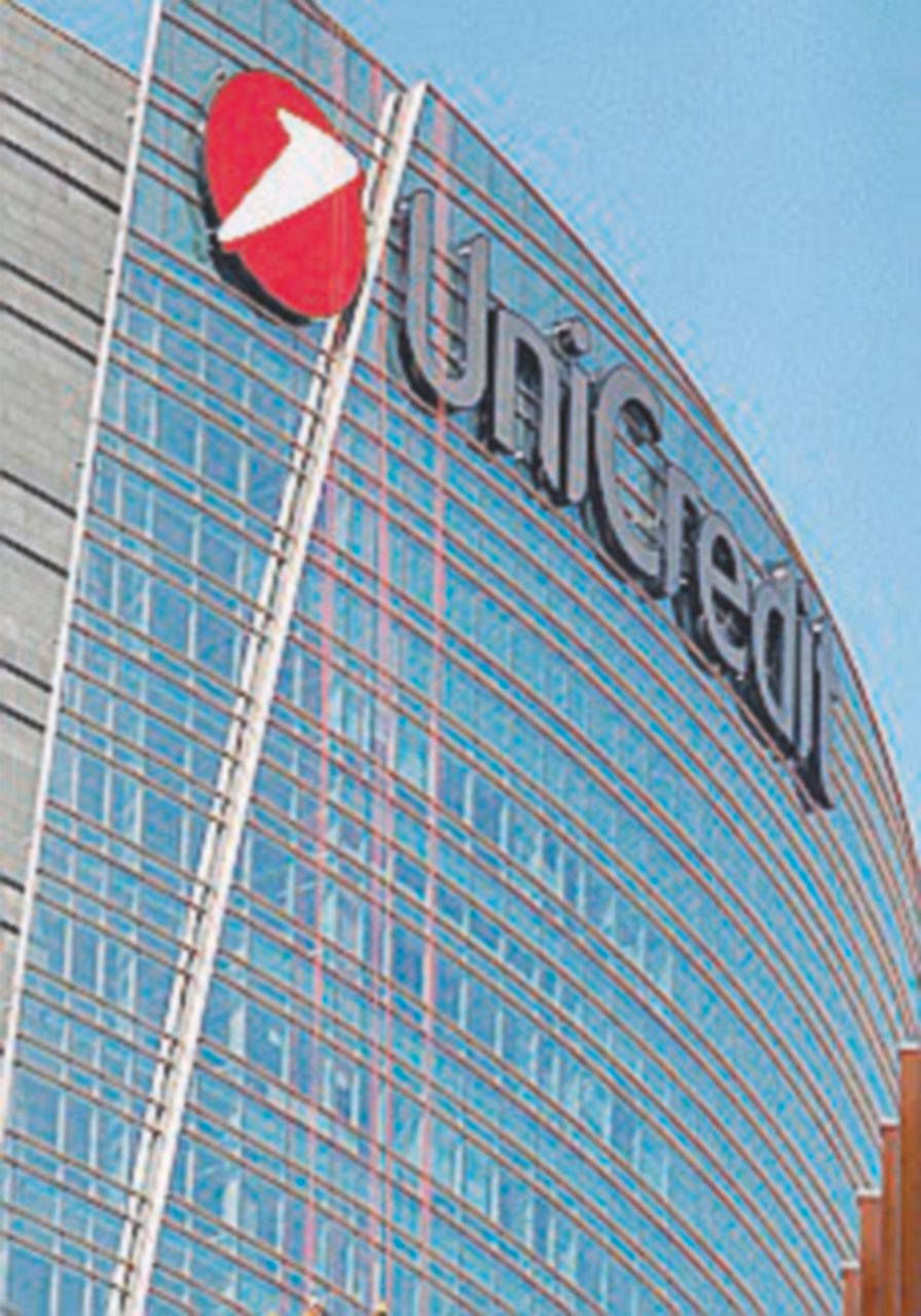 Copertina di Unicredit, c’è l’accordo con gli Usa: pagherà 1,3 miliardi