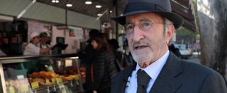 Milano, il chiosco di polli che chiede i pagamenti elettronici. “Vantaggi pratici e meno evasione, ma commissioni alte”