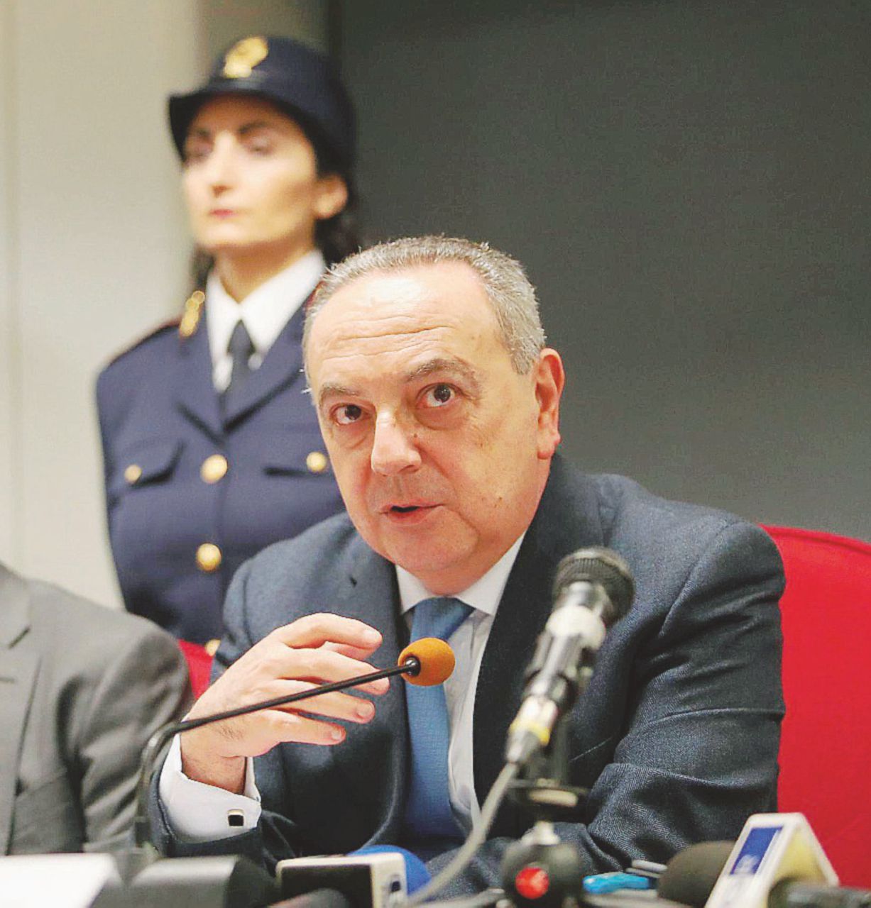 Messina Denaro, indagini ostacolate da due militari