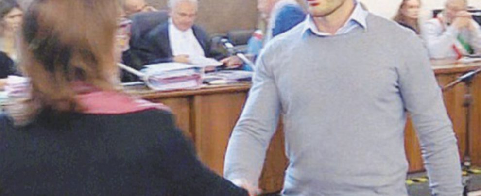La Cucchi e Tedesco in aula - Ansa “Io muoio, ma a te ti levano la divisa”. Al processo Cucchi la frase (forse) detta da Stefano