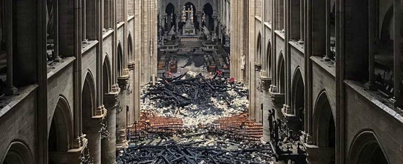 Notre-Dame, il docente italiano allertò i francesi nel 2016: “Impossibile spegnere un rogo nel tetto. Installate antincendio”