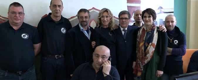Copertina di Milano, al numero del centro per l’impiego risponde il detenuto di Opera: “Mi dicono grazie e per me è un riscatto”