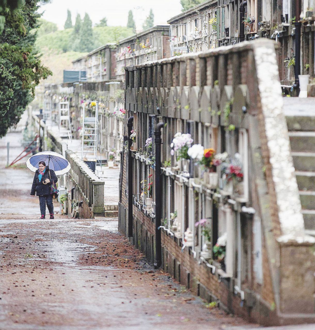 Il marmista del Verano con l’hobby dello spaccio: 110 mila dosi nel loculo