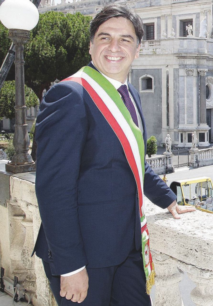 Forza Italia a pezzi: se ne va anche il sindaco di Catania