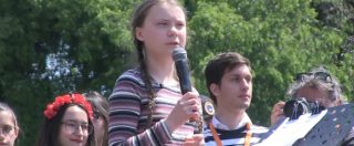 Copertina di Greta Thunberg in piazza del Popolo: “Siate orogliosi di voi stessi”. Poi l’accusa: “Nostro futuro venduto a pochi ricchi”