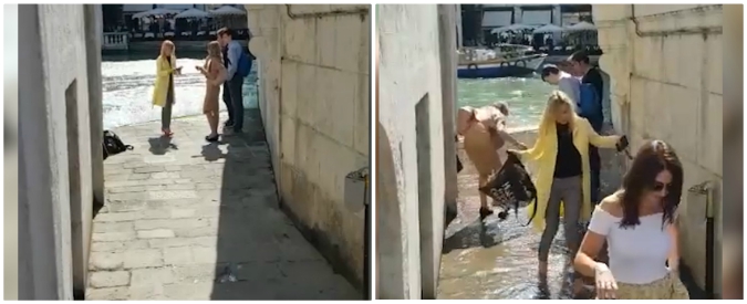Copertina di Venezia, i turisti sono distratti e per loro finisce male. E non è colpa dell’acqua alta