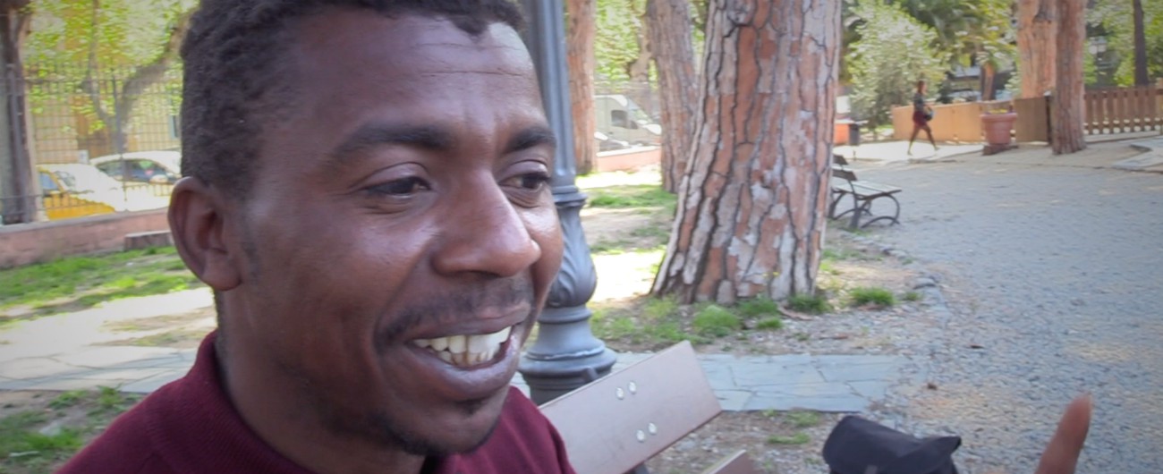 Copertina di Sudan, la rivoluzione vista da un esiliato: “Vogliamo democrazia, Al Bashir dittatore sostenuto anche da europei”