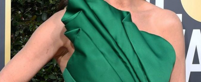 Catherine Zeta-Jones pubblica (e poi cancella) una sua foto hot con un body trasparente: il dettaglio che non è sfuggito ai fan