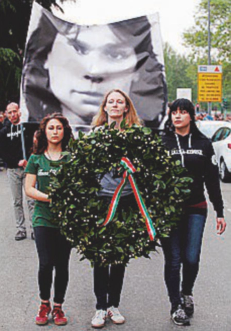 Copertina di Il prefetto vieta il corteo. I camerati: “Lo faremo lo stesso”