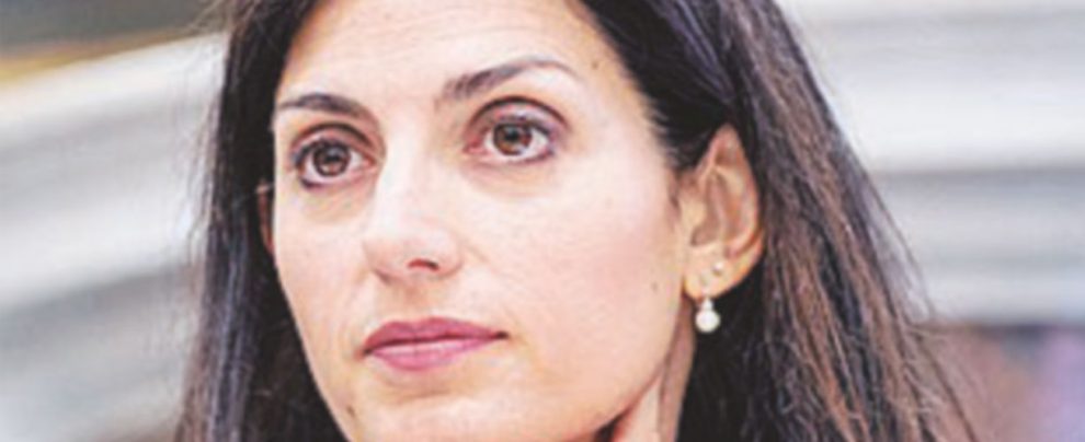 La sindaca - Virginia Raggi - LaPresse La Procura: nessun reato dalla Raggi. I sindacati infastiditi: “Mobilitazione”