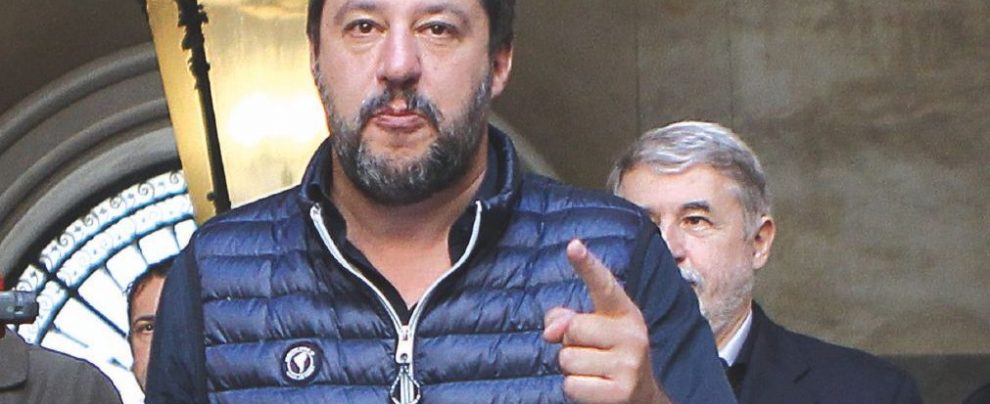 Lo scudo - Salvini è contro le dimissioni del sottosegretario leghista indagato Armando Siri - Ansa Da Bossi a Rixi a Siri: tutti i guai giudiziari della “nuova” Lega