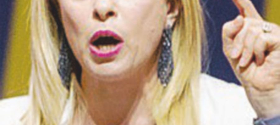 Meloni taglia fuori Silvio: “Al governo da soli col Carroccio” Meloni taglia fuori Silvio: “Al governo da soli col Carroccio”