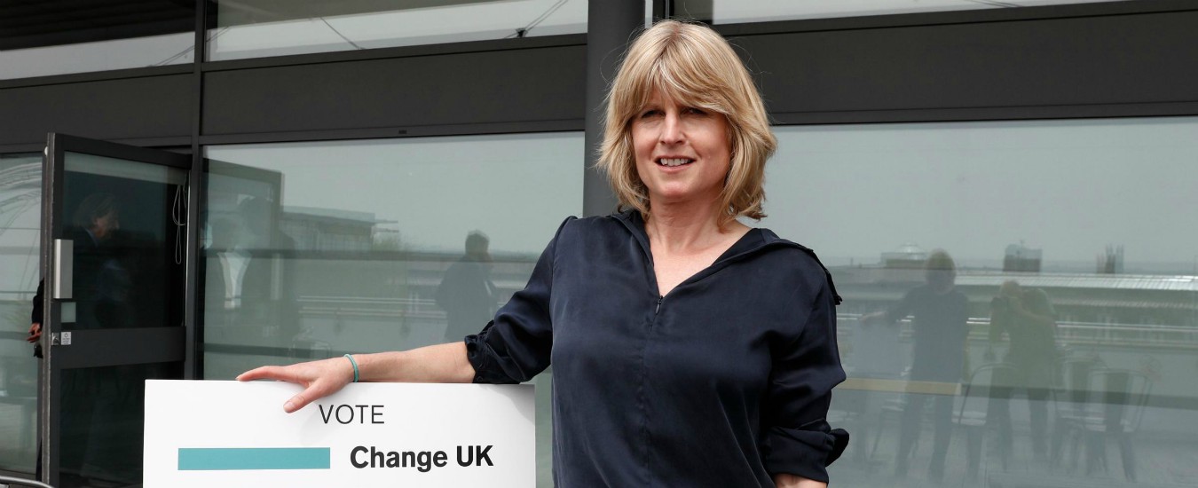 Elezioni europee, si candida la giornalista Rachel Johnson. La sorella dell’ex ministro Boris sostiene gli europeisti di Change Uk