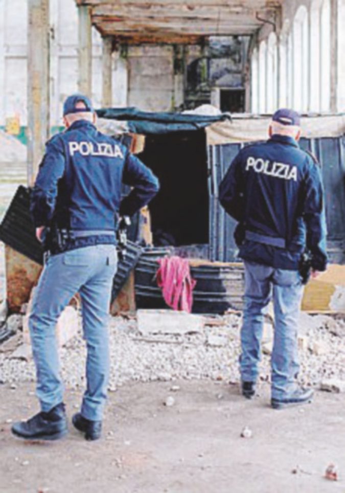 L’aggressore di Torino: “Tempi lunghi per mandarlo a casa” L’aggressore di Torino: “Tempi lunghi per mandarlo a casa”