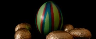 Care aziende, l’anno prossimo ci fate trovare l’uovo di Pasqua fondente per i bambini?