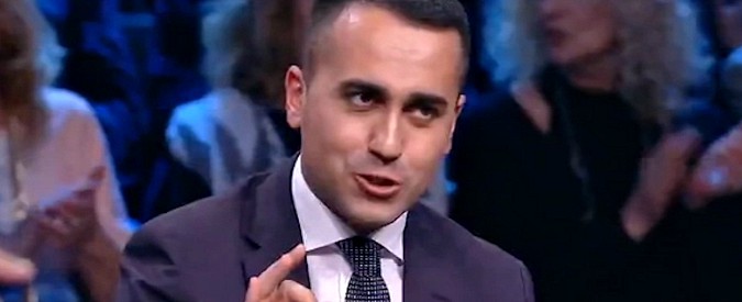 Copertina di Siri, Di Maio a La7: “Se Lega lo avesse fatto decadere, ora parleremmo di altro. M5s argine a legge armi della Lega”