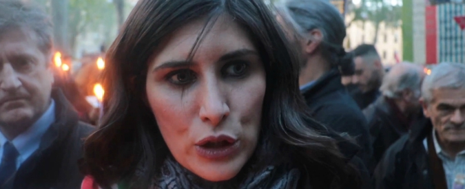 Copertina di 25 aprile, Appendino alla fiaccolata: “Ministri assenti? Sgarbo al Paese, è la festa di tutti gli italiani”