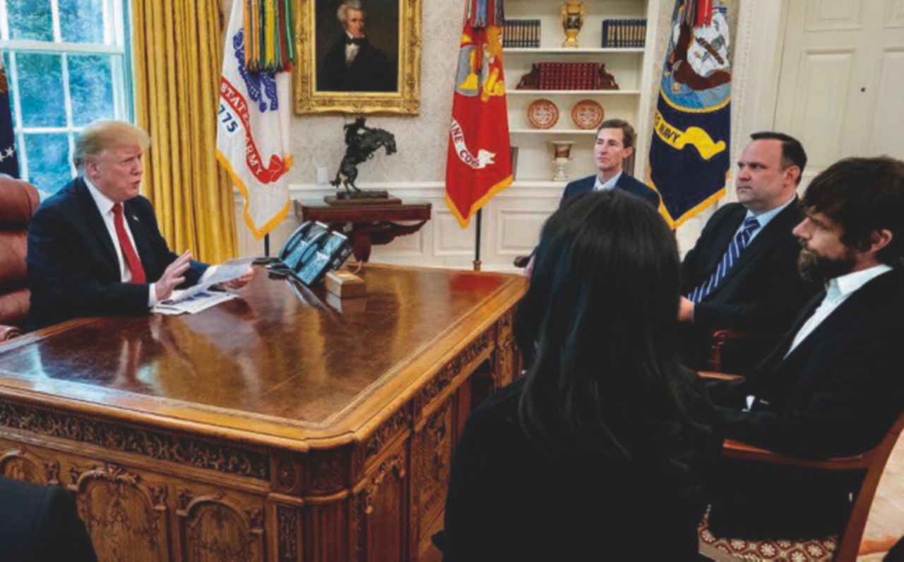 Trump perde follower ma non il vizio