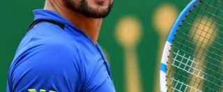 Copertina di Fabio Fognini furioso dopo la sconfitta a Wimbledon: “Maledetti inglesi, scoppiasse una bomba qua”