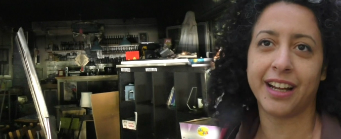 Copertina di Roma, incendiata il 25 aprile la libreria-bistrot antifascista: “Attacco doloso, commossi dalla solidarietà”