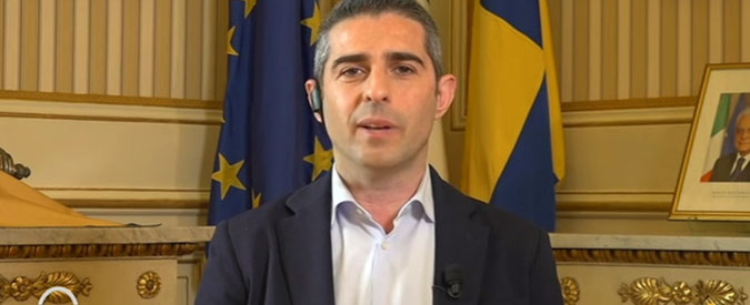 Copertina di Ue, Pizzarotti: “M5s e Lega fanno propaganda puntando alla pancia delle persone”. E critica il reddito di cittadinanza