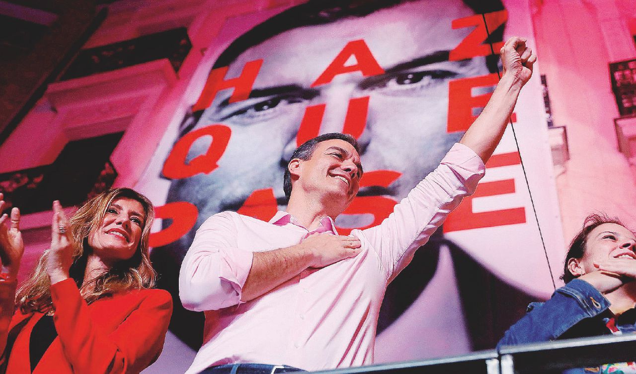 Copertina di Governo, ora Sánchez vuole ballare da solo