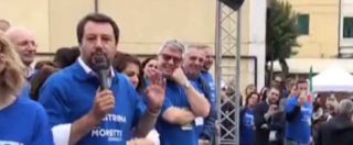 Copertina di Roma, Salvini ironico al comizio: “Non parlo di Raggi sennò qualcuno si offende, a Roma non ci sono né topi né buche”