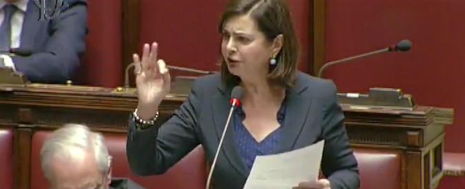 Copertina di Educazione civica nelle scuole, Boldrini: “Salvini ne ha bisogno, torni a lezione. Il suo esempio è pessimo”