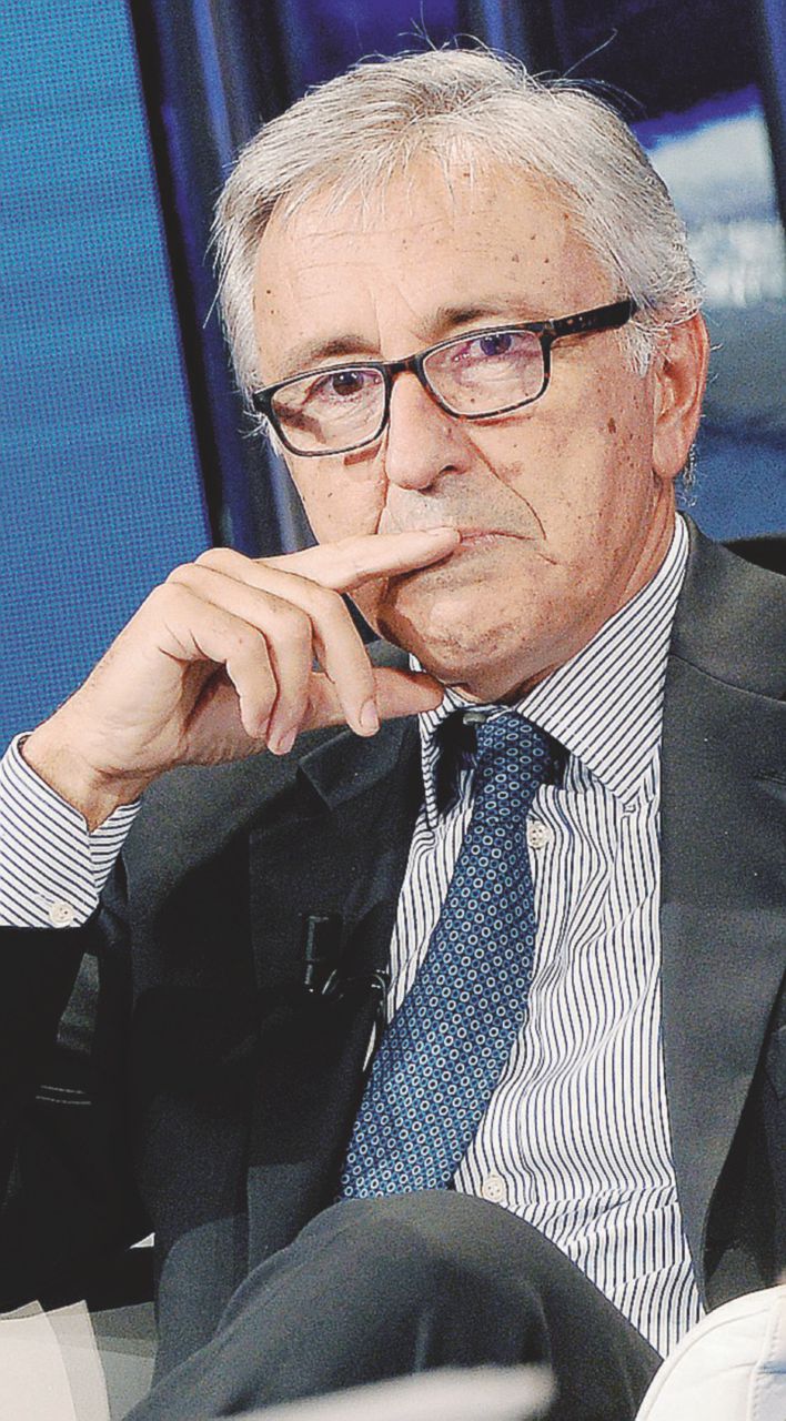 Alitalia, il governo invoca i Benetton (che ci pensano)