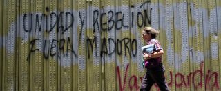 Copertina di Venezuela, Guaidò spinge l’opposizione: ‘Convocare assemblee e continuare proteste’. Cnn: ‘Trump vuole inviare soldi’