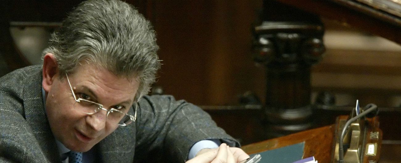 Bancarotta, Cassazione annulla condanna per ex senatore di An Vincenzo Nespoli