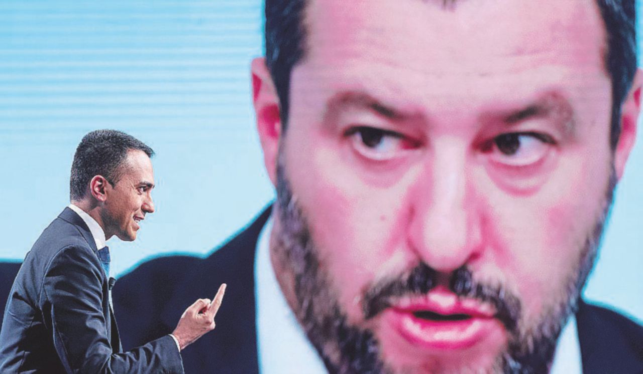 Copertina di Salvini: “M5S taccia”. Di Maio: “Se ne vada”