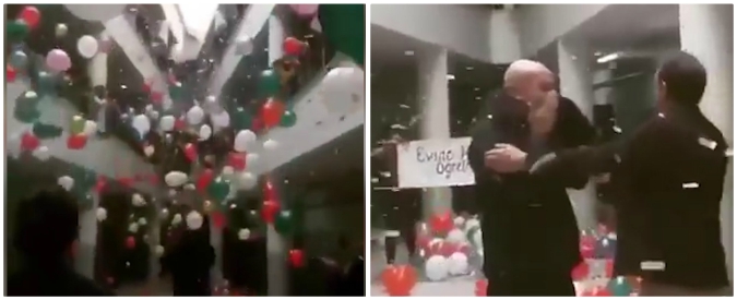 Copertina di Il professore torna a scuola dopo 8 mesi di chemioterapia e i suoi studenti lo accolgono così: il video che emoziona