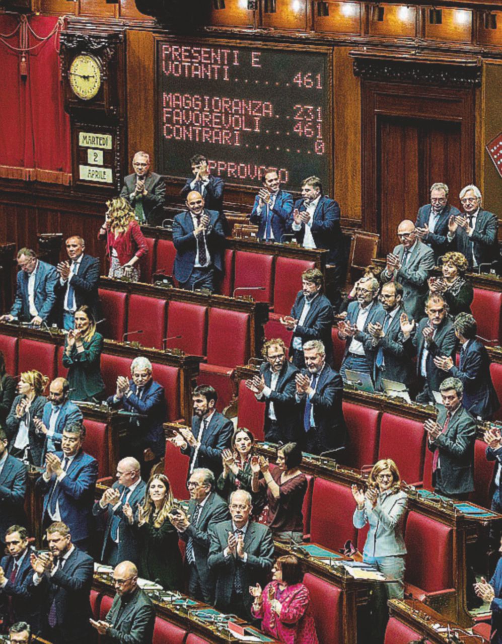 Copertina di Poche leggi, ma le Camere pesano più che in passato