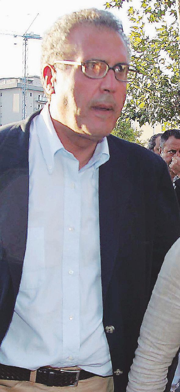 Copertina di Calabria: la disfida familista tra Adamo (Pd) e Occhiuto (FI)