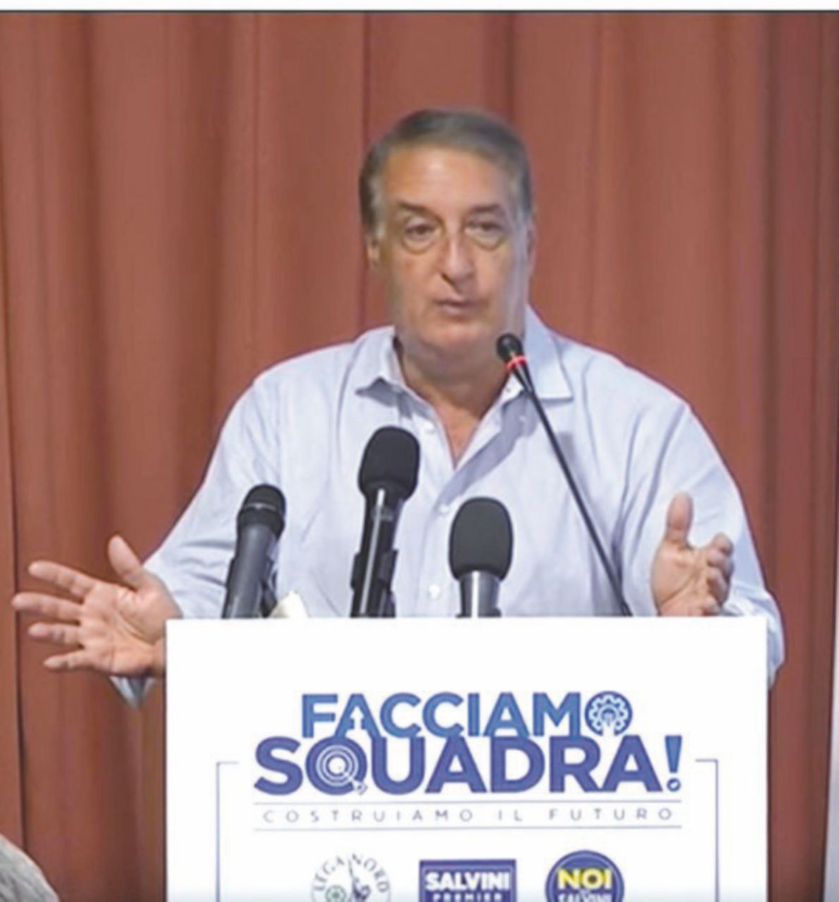 Copertina di La difesa dai pm: “Mai preso soldi da Arata”