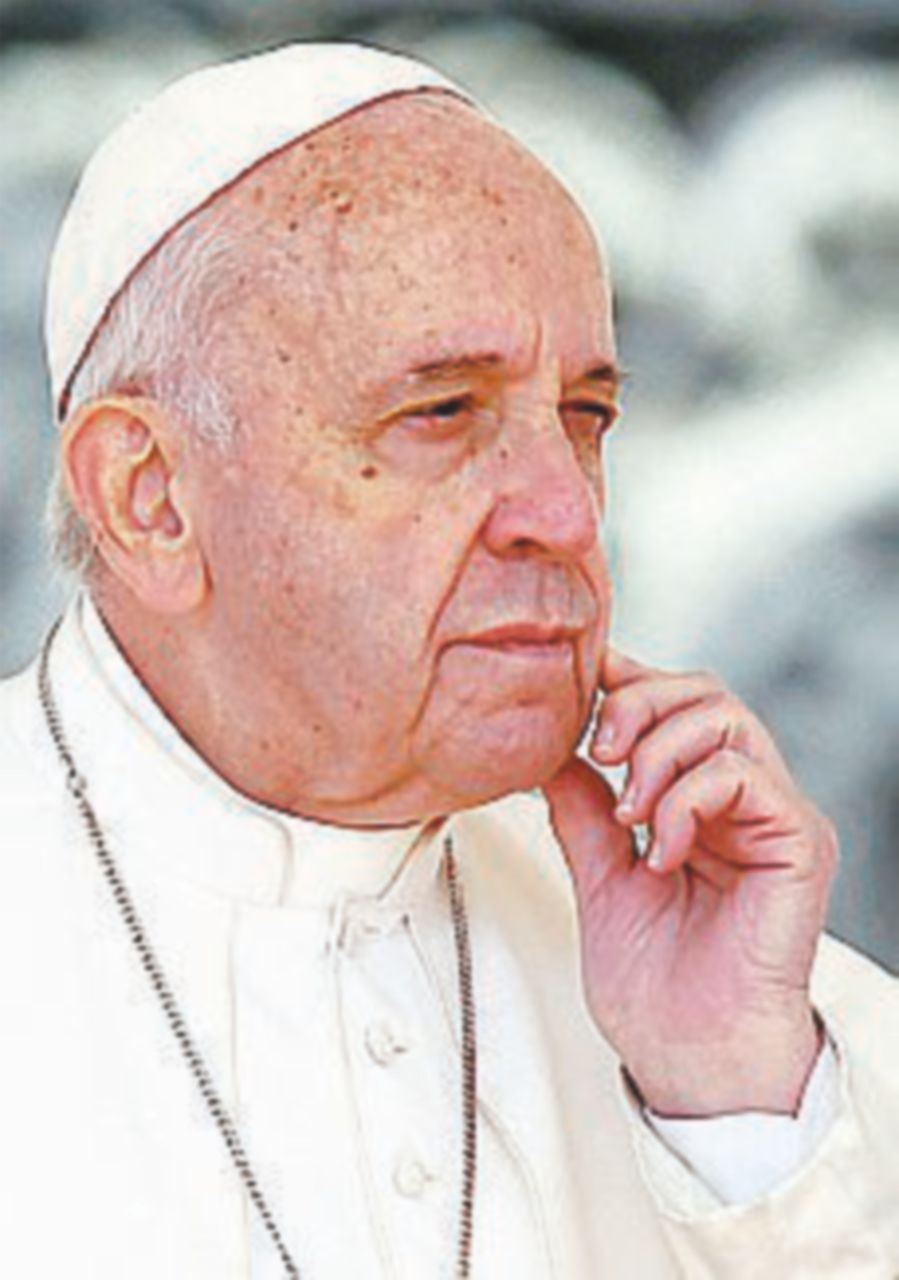 Papa Francesco invita gli Omerovic in Vaticano