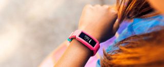 Fitbit Ace 2, il fitness tracker per bambini che invoglia a fare un’ora di attività al giorno