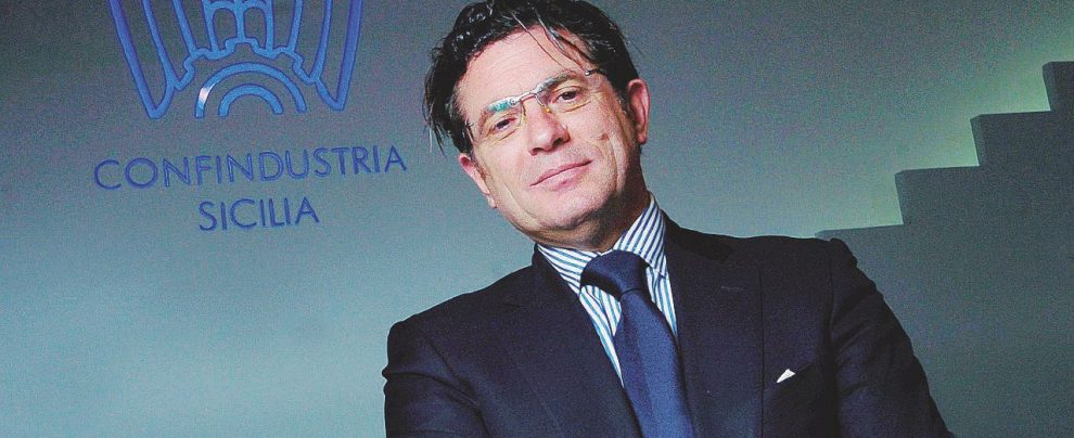Antonello Montante quando guidava l’associazione degli industriali siciliani - Ansa “Creò un sistema illecito”. Montante prende 14 anni