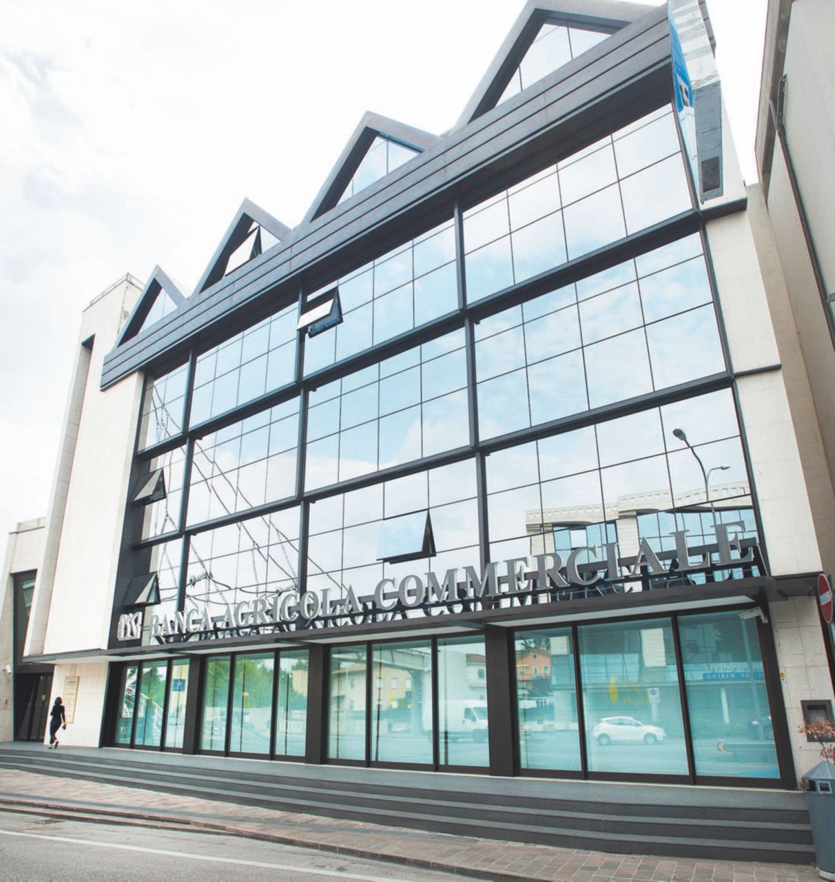 Copertina di Siri, il mutuo a San Marino e la società di Pini e Giorgetti