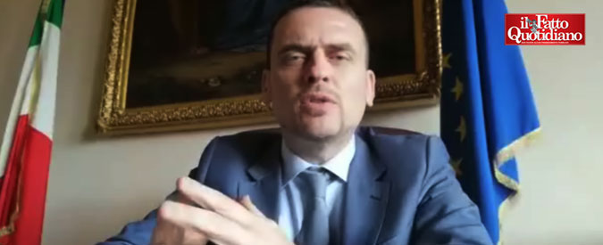 Copertina di M5s, Gallo: “Basta con questa cultura dell’odio. Salvare vite umane e aiutare gli ultimi è diventato quasi fuori legge”