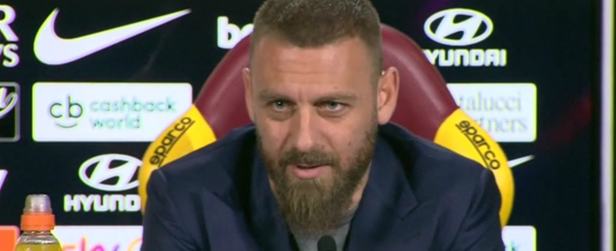 Copertina di L’amarezza di Daniele De Rossi: “Io vorrei giocare, loro non vogliono. Da dirigente mi sarei rinnovato il contratto”